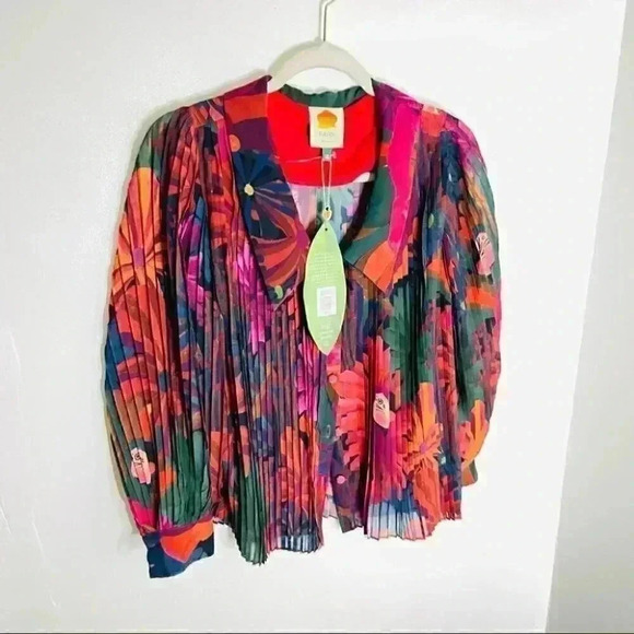 NEW FARM Rio Bird Flowers Pleated Long Sleeve Shirt Tropical Print Bohemian - Picture 8 of 9